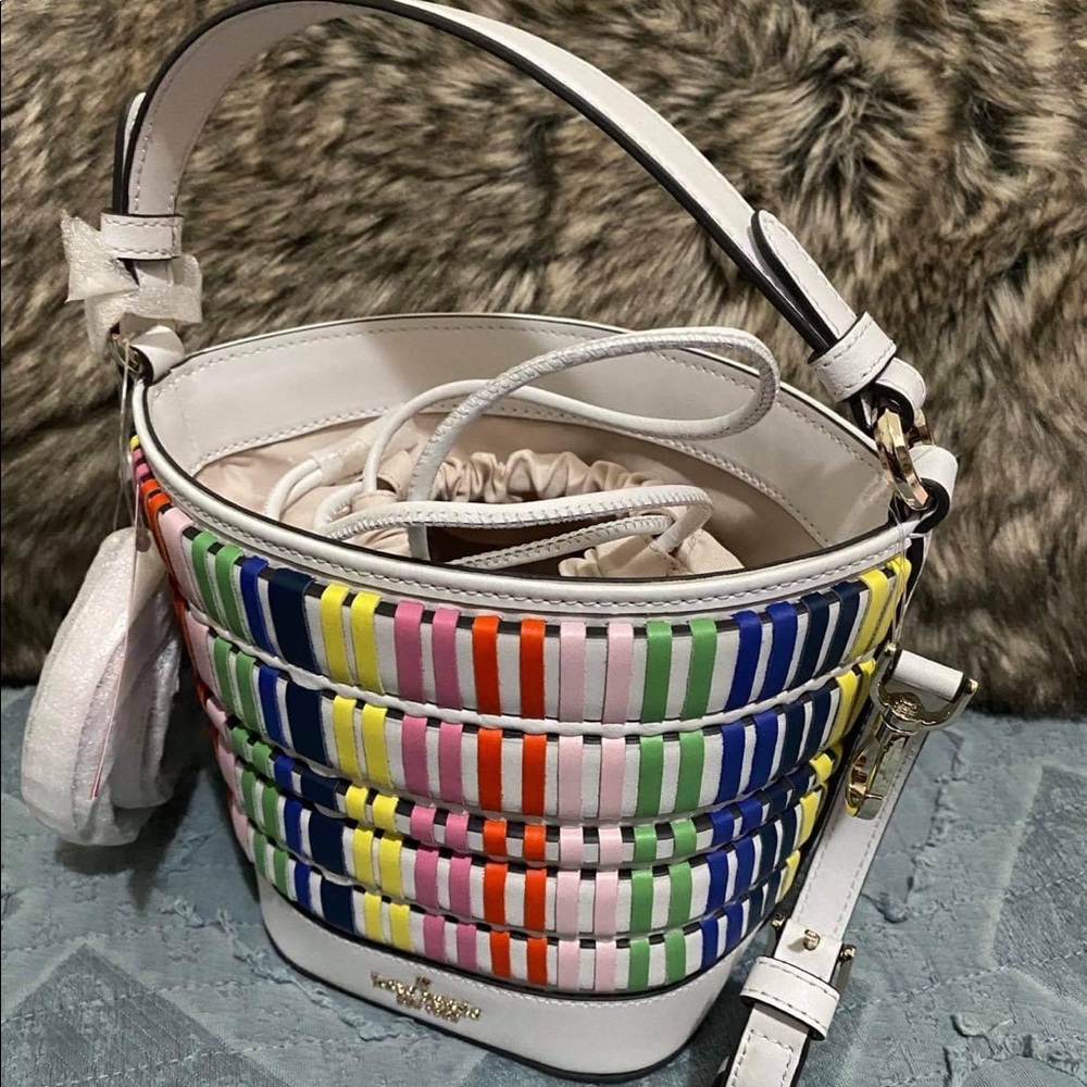 KATE SPADE ♠️ PIPPA WOVEN SMALL BUCKET BAG ♠️